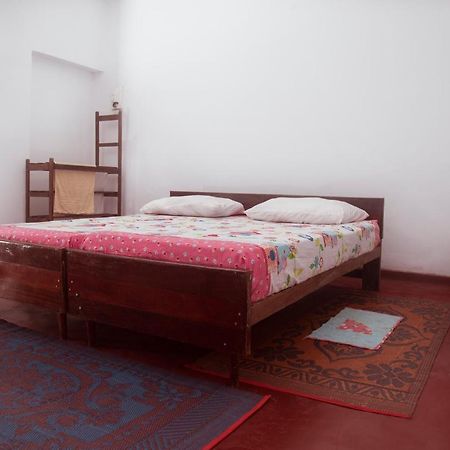 Aeroform Homestay Negombo Eksteriør billede